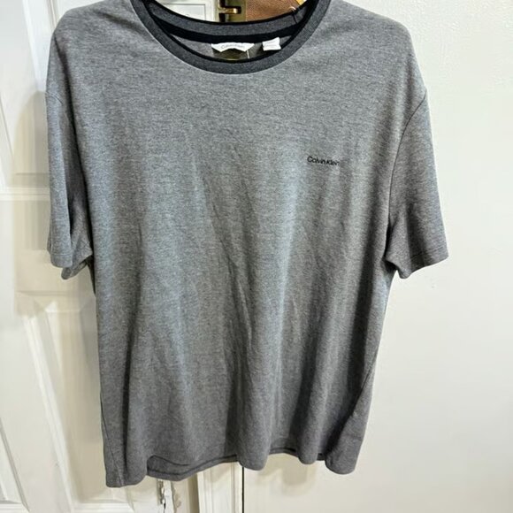 Calvin Klein T-Shirt NWT - Picture 1 of 4